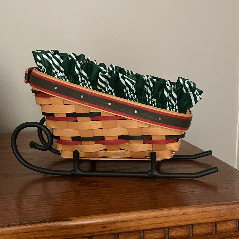 Longaberger Woven Sleigh Basket with Green and Natural Accents